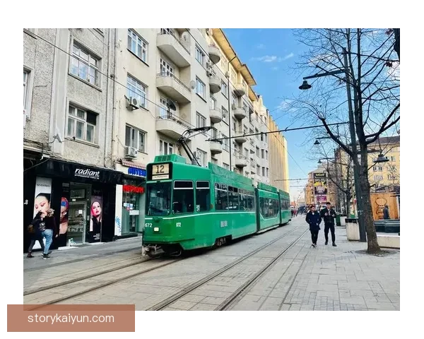 保加利亚索菲亚球场迎来新赛季，场地状态良好值得关注